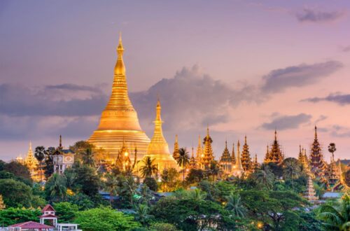 Blick auf Yangon, Foto: © SeanPavonePhoto / Fotolia.com