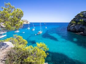 Macarella Strand auf Menorca, Foto: © robertdering / Fotolia.com