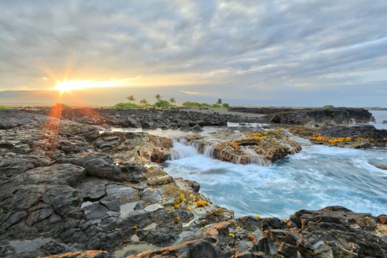 Sonnenaufgang auf Big Island, Foto: © Scott / Fotolia.com