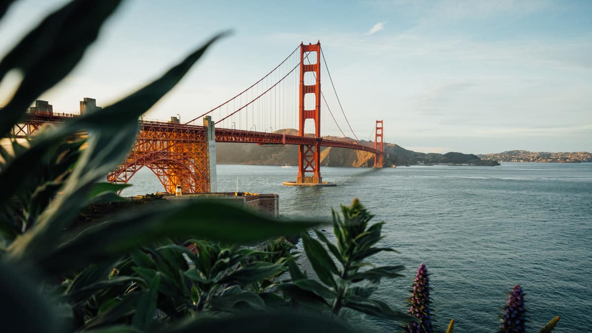 Blick auf die Golden Gate Bridge in San Francisco / Kalifornien, Foto: Tim Foster / Unsplash