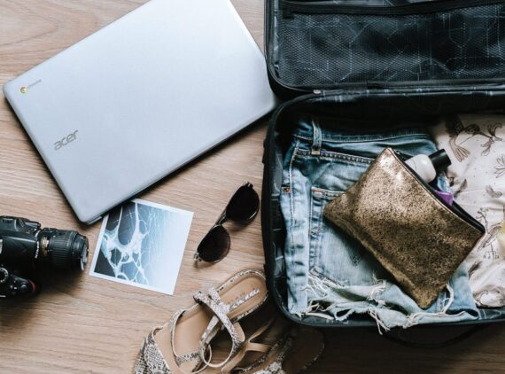 Tips for packing your suitcase, Photo: Anete Lūsiņa / Unsplash