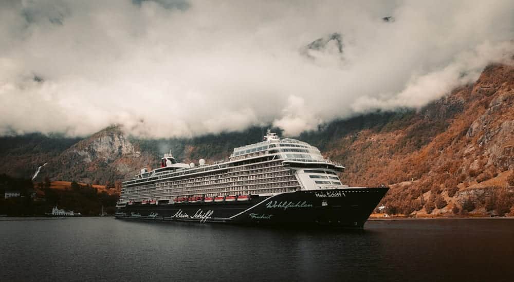 Mein Schiff 1 in Norwegen, Foto: redcharlie / Unsplash