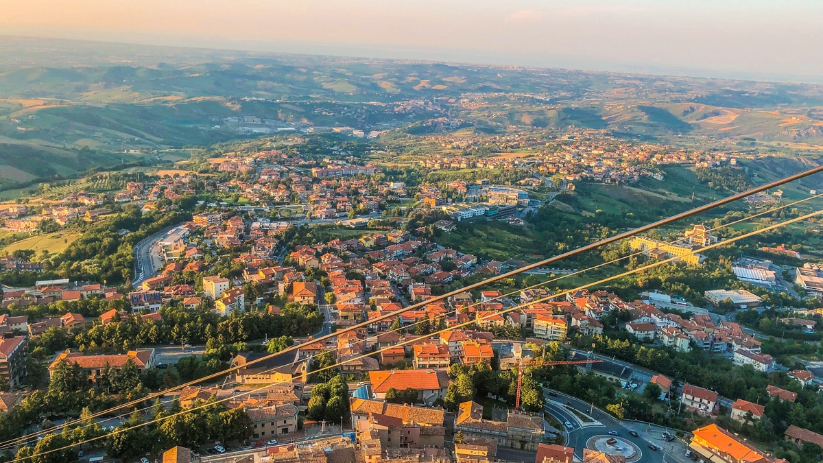 Blick auf San Marino, Foto: Thomas Haas / Unsplash