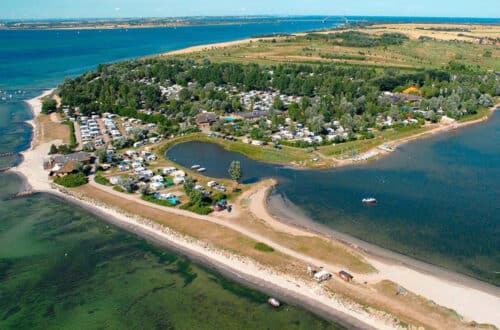 Die PiNCAMP Nutzer haben entschieden: Der ADAC Superplatz Camping- und Ferienpark Wulfener Hals auf der Ostseeinsel Fehmarn ist die Nummer 1 bei deutschen Campern, Foto: PiNCAMP powered by ADAC/Camping Wulfener Hals