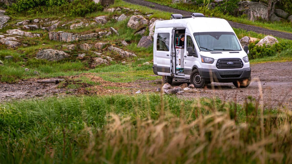 Flexibel mit dem Camper unterwegs, Foto: Alex Guillaume / Unsplash