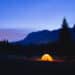 Camping in den Dolomiten, Foto: Luca Baggio / Unsplash