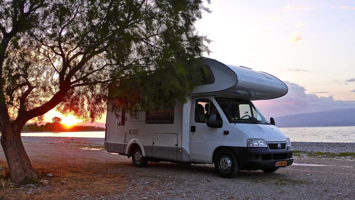 Unterwegs mit dem Wohnmobil, Foto: MemoryCatcher / Pixabay