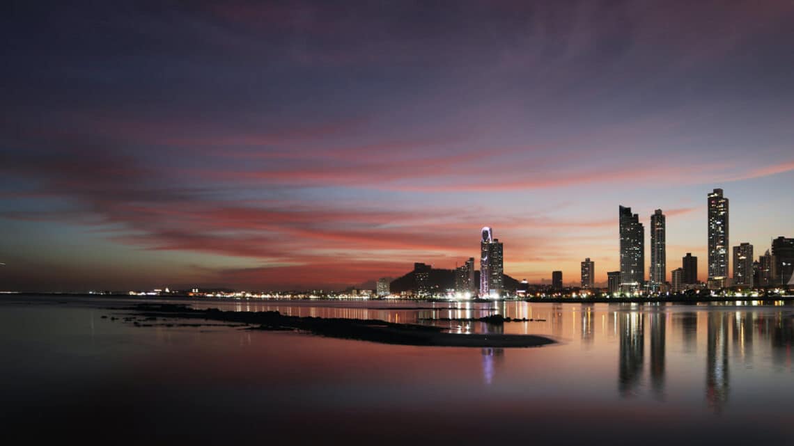 Blick auf Panama-Stadt, Foto: Felix Tchverkin / Unsplash