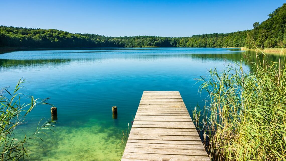 Blick auf den Trünnensee – ein Teil der Mecklenburger Seenplatte, Foto: Rico Ködder / Adobe Stock