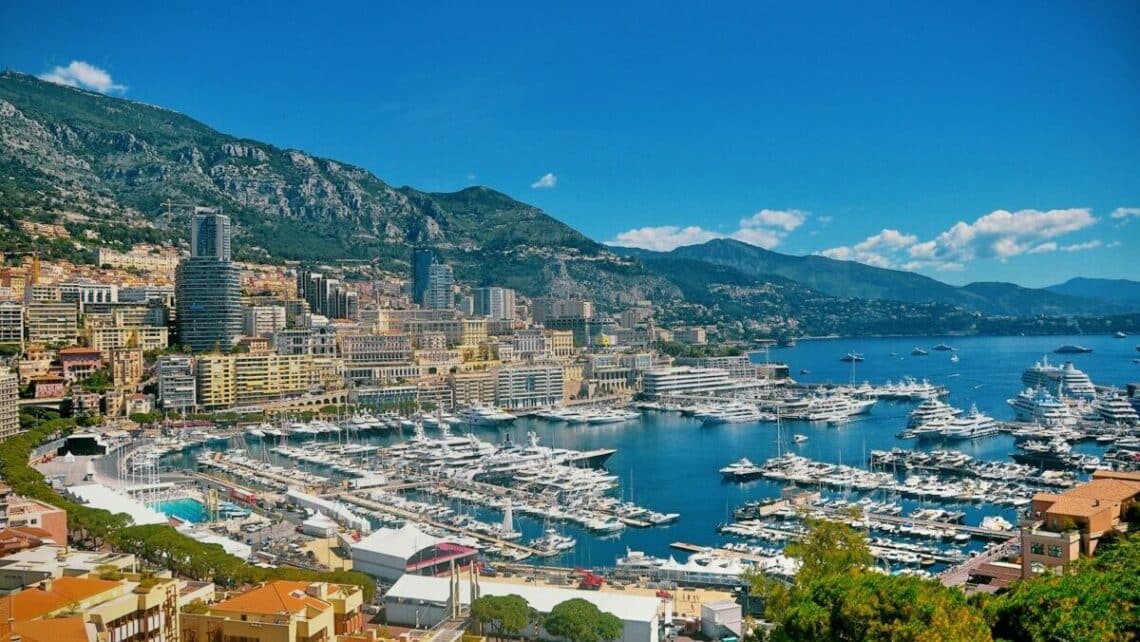 Blick auf Monaco, Foto: Victor He / Unsplash