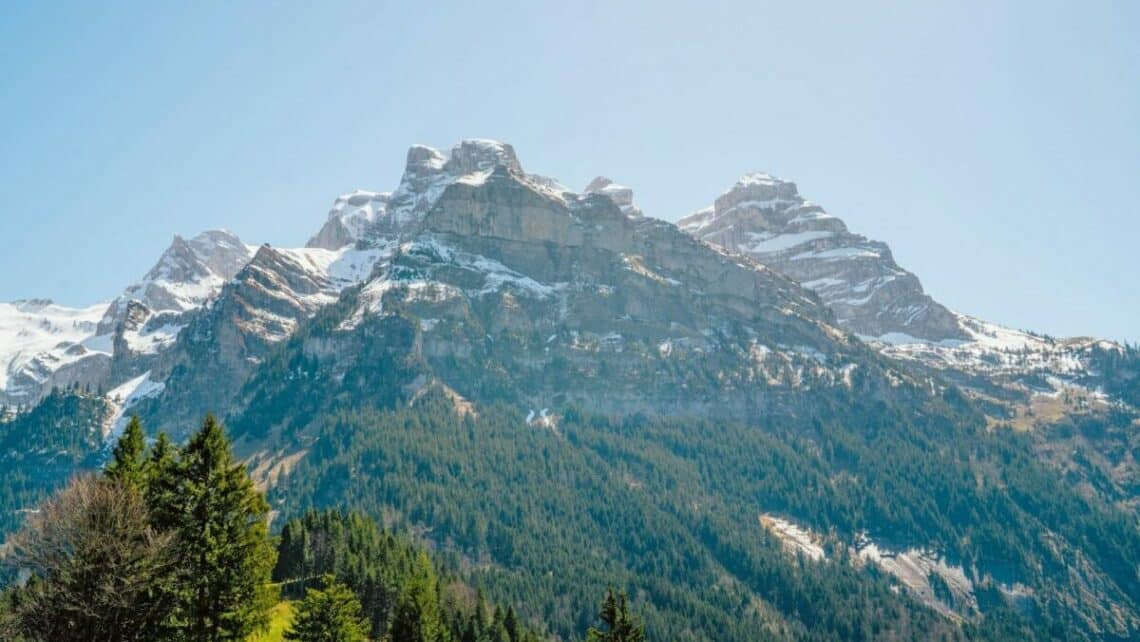 Die Schweiz und ihre Berge, Foto: Laurin Vontobel / Unsplash