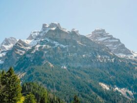 Die Schweiz und ihre Berge, Foto: Laurin Vontobel / Unsplash