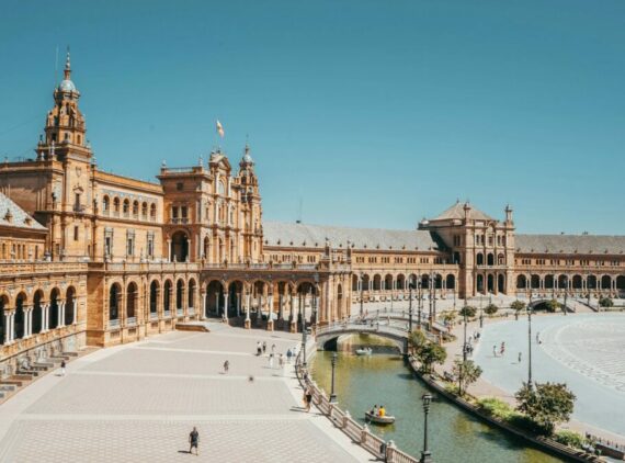 Plaza de España, Sevilla, Foto: Joan Oger / Unsplash