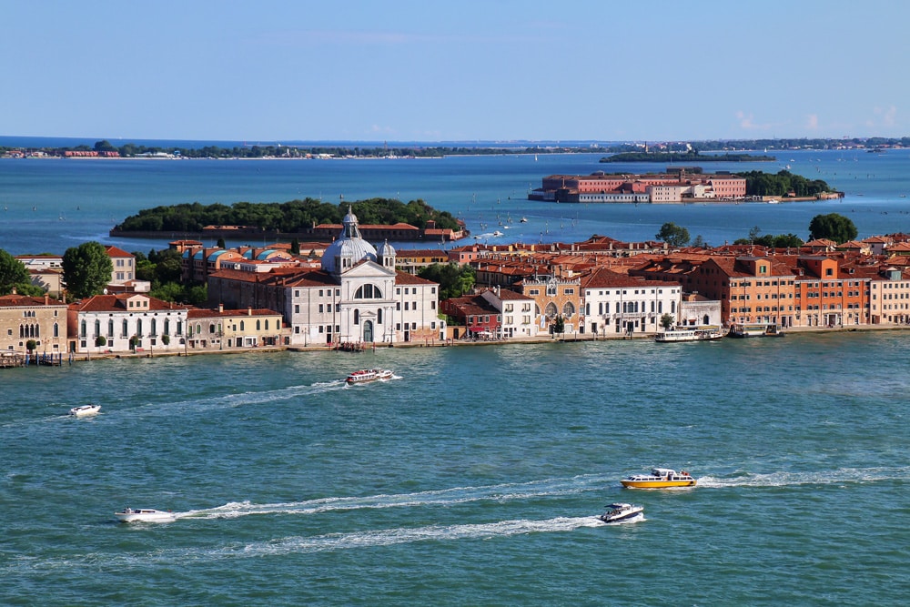 Blick auf Giudecca, Photo: donyanedomam / Adobe Stock