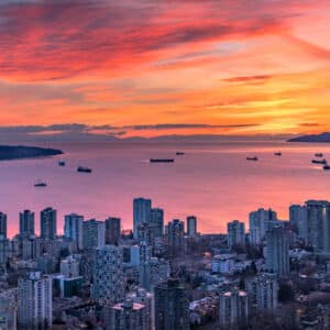 Vancouver am Abend, Foto: Mike Benna / Unsplash