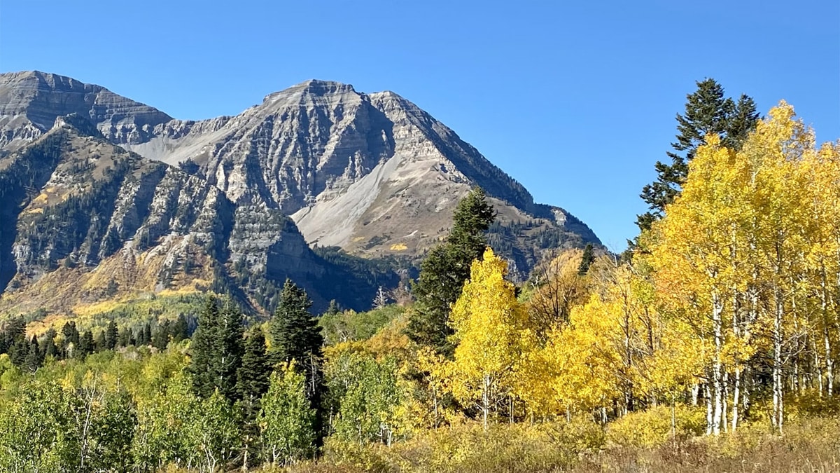 Bergkette in Utah, Foto: John Bewlay / Unsplash