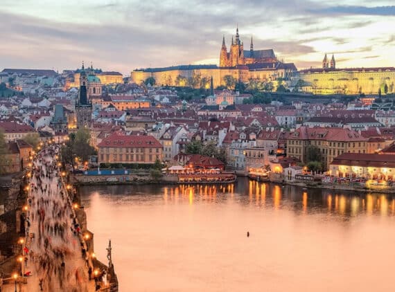 Blick auf einige Sehenswürdigkeiten in Prag, Foto: William Zhang / Unsplash