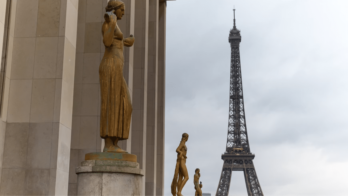 Emily in Paris: These Places Actually Exist—Here's How to Visit Them 4 Trocadéro, photo: The Now Time / Unsplash